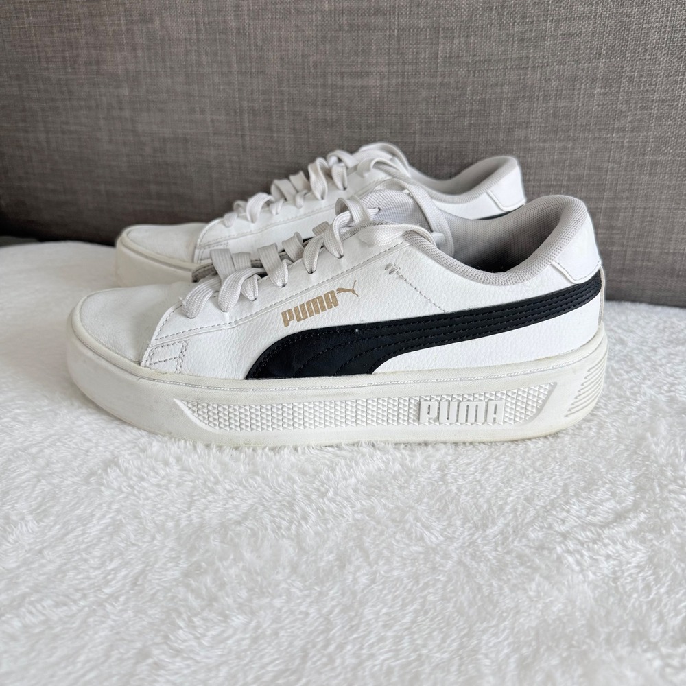 Puma Carina Platform Sneakers White Black Leather Womens Size 9 Lace Up - Picture 2 of 9